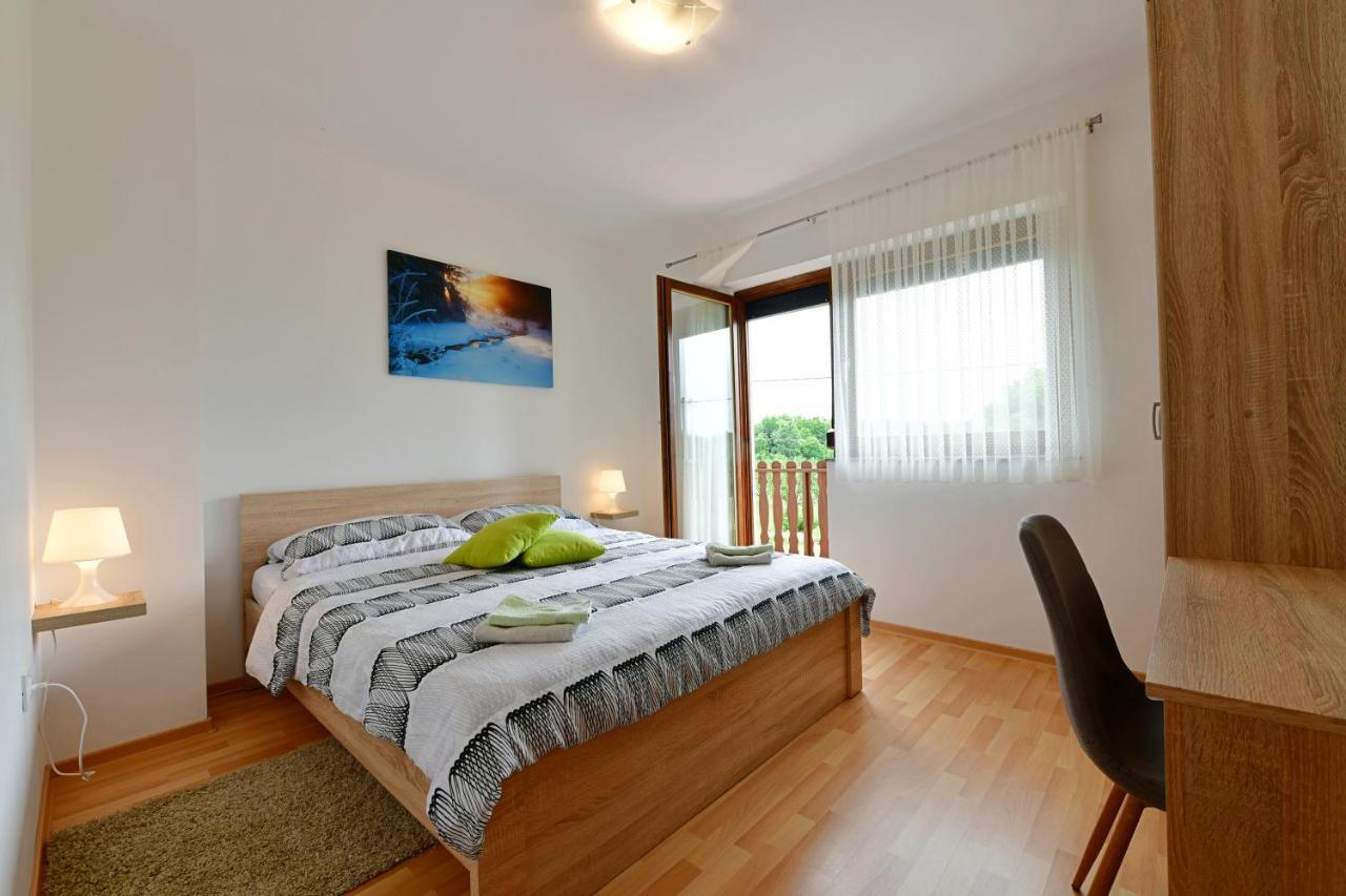 Apartman Mate Rakovica Dış mekan fotoğraf